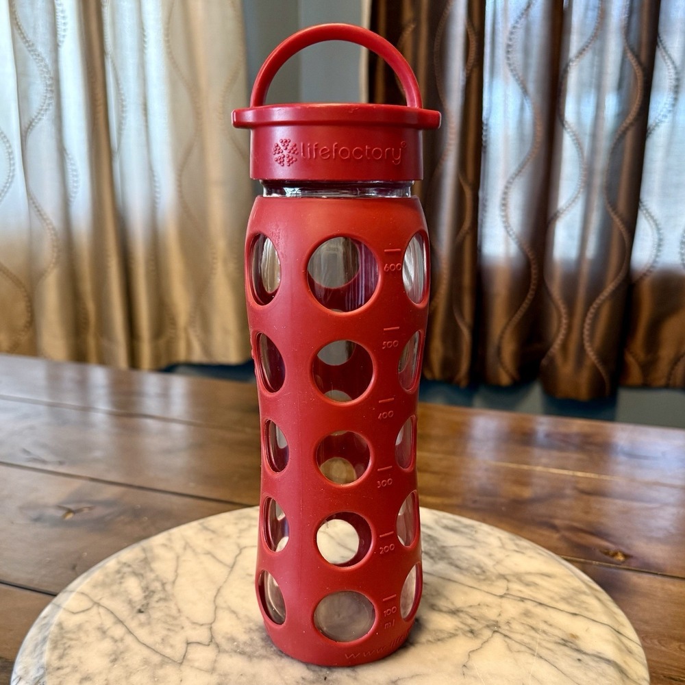 LifeFactory 22 Ounce Glass Water Bottle Protective Silicone Sleeve Cranberry Red